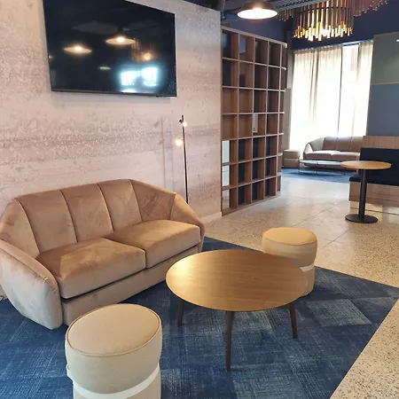 Hotell Akena - Val D'europe